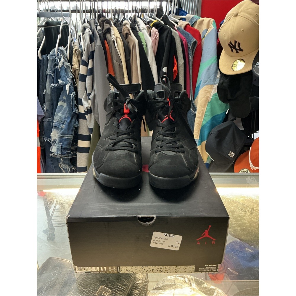 Nike Air Jordan 6 Retro Mid Black Infrared 2019 Size 11 384664-060